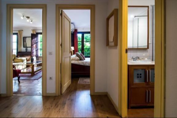 Apartamento De Dos Dormitorios En Plaza Alfaro Sevilla Dış mekan fotoğraf